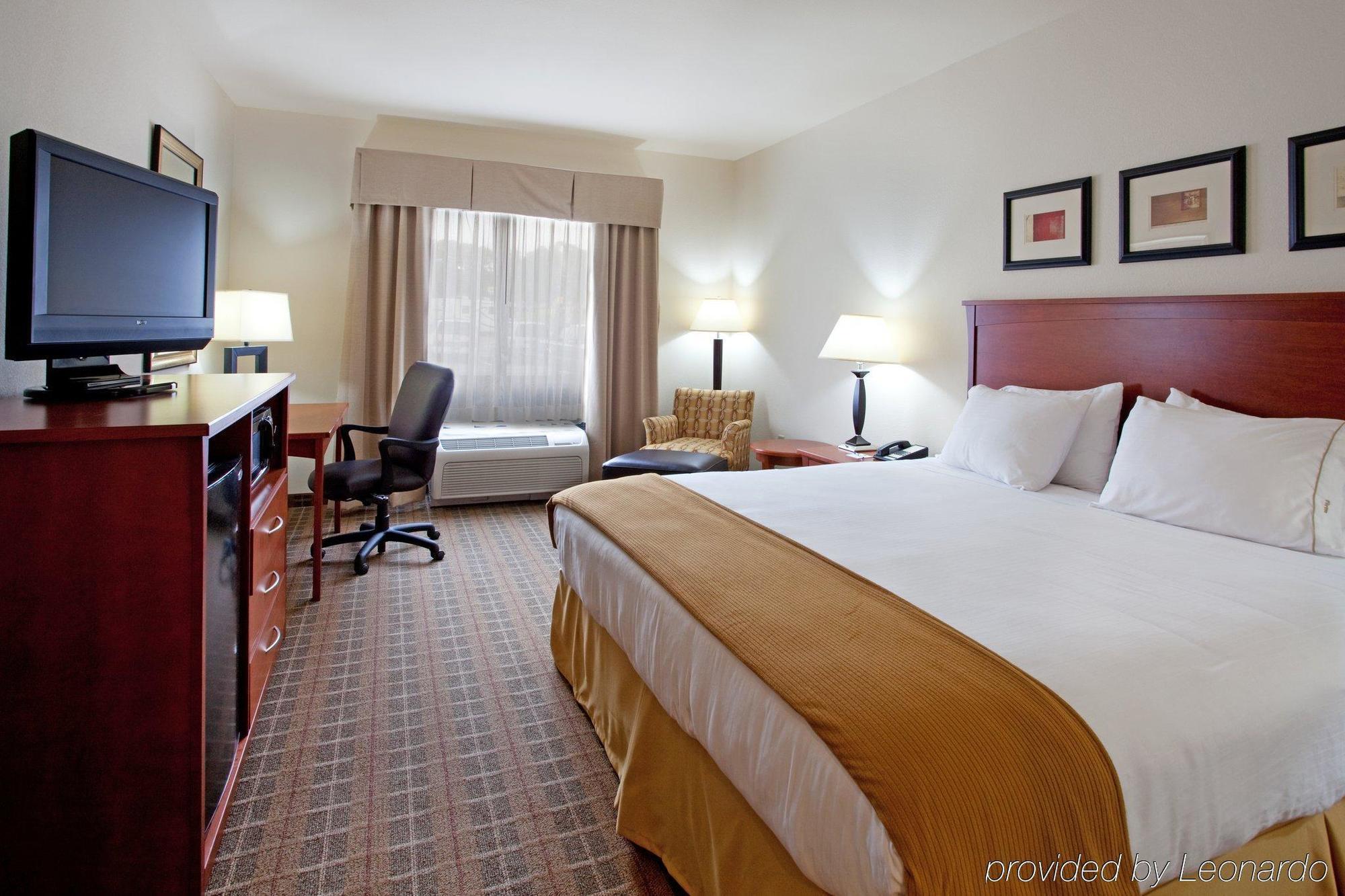Holiday Inn Express & Suites - Hardeeville-Hilton Head By Ihg Værelse billede